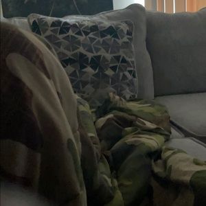 Meet your Posher, Anisha